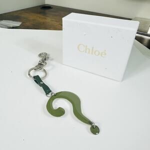 Chloe Question Mark Keychain Womens One Size Green Leather Resin Logo Metal
